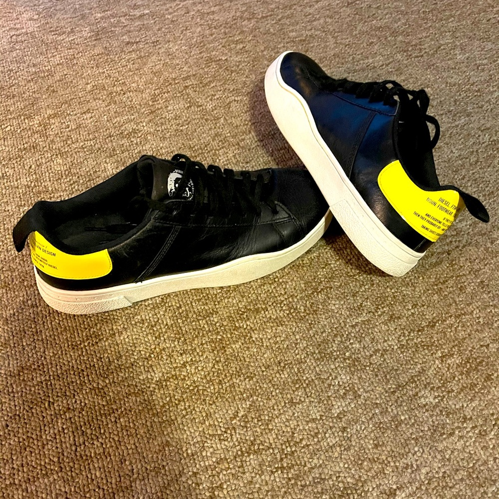 DIESEL sneakers - excellent condition! US 9.5
